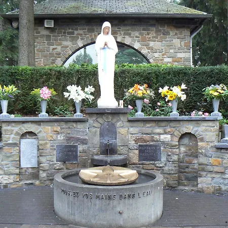 Ξενοδοχείο Halleux 2*